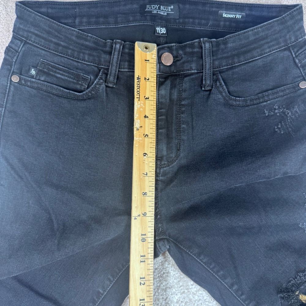 Judy Blue Black Distressed Skinny Jeans Leopard Patch Raw Hem JB82168BK 11/30 - Picture 12 of 12